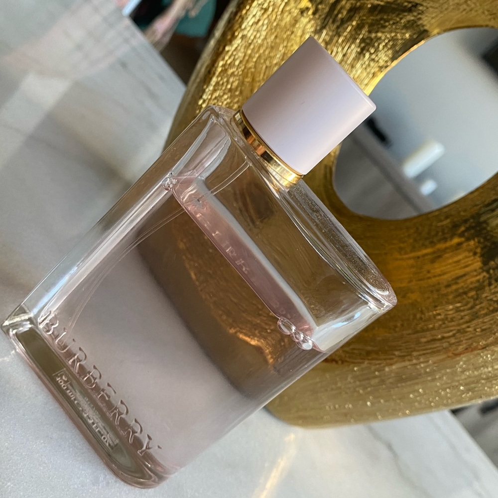 Burberry Her. 3.3
